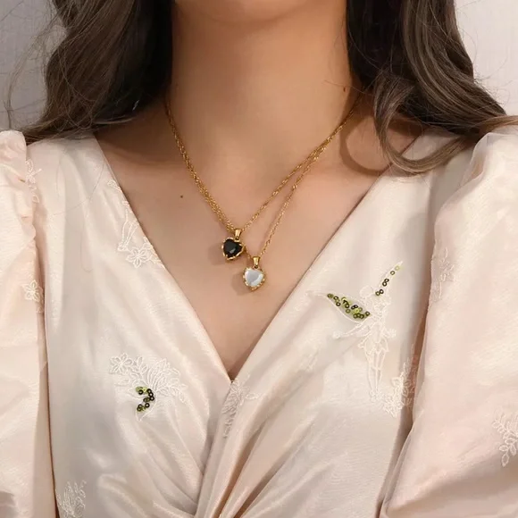 New 18K Gold Choker Pendant Necklace, nice Necklace, cute Necklace - Picture 3 of 8